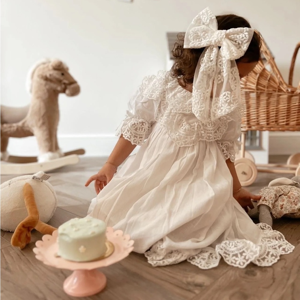 Petite Maison Kids Katherine Lace Hairbow